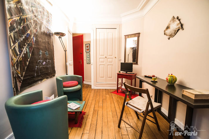 Paris Apartment Rental, Vacation in Paris
Rest and relax after a long day of discovering Paris in this quaint little studio apartment. #ParisApartmentRental