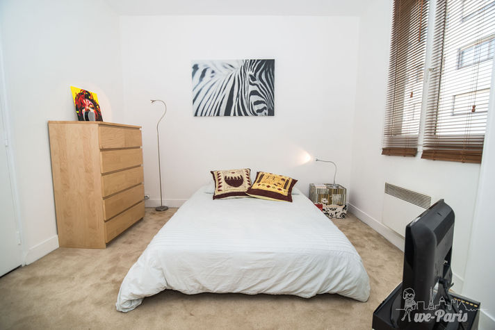 Rent and relax with we-Paris in the wild Safari Apartment! #ParisApartmentRentals #VacationinParis