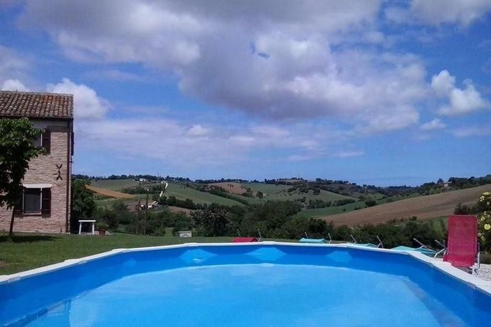PoolOfHouse