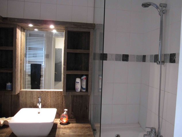 Classy and fully equipped bathroom
Classy and fully equipped bathroom