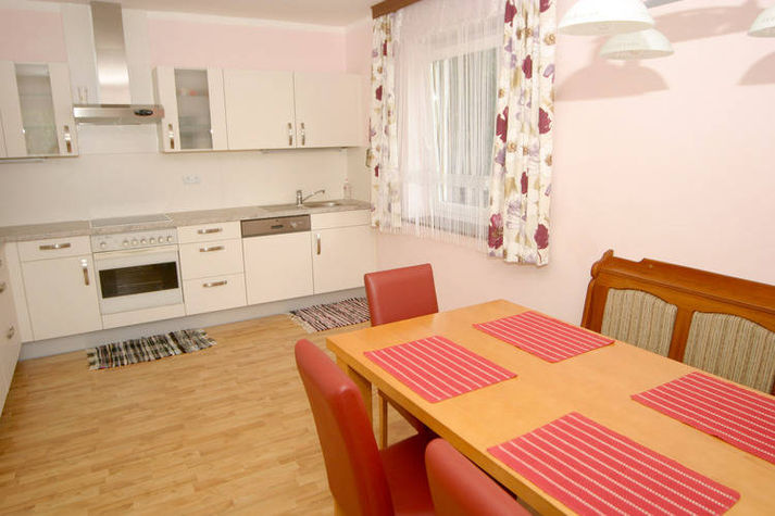 DiningRoom