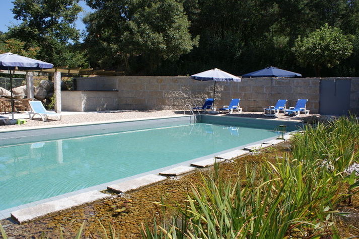 PoolOfHouse