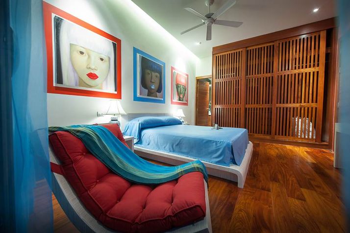 Blue modern Chinese style bedroom