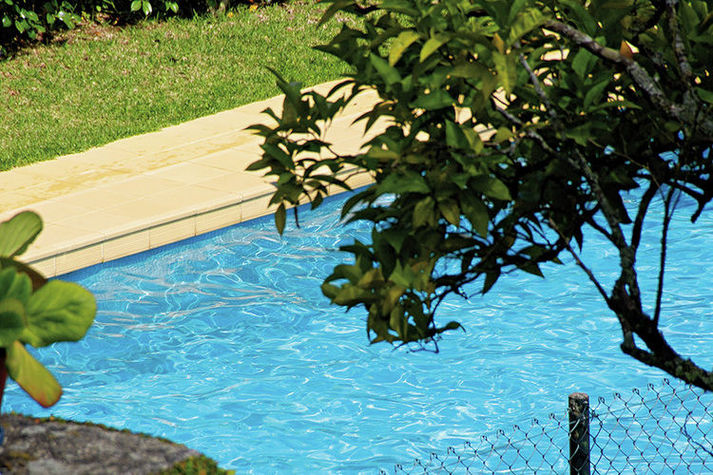 PoolOfHouse