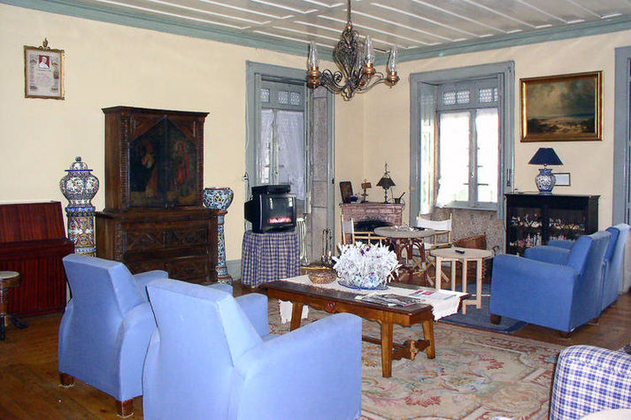 LivingRoom