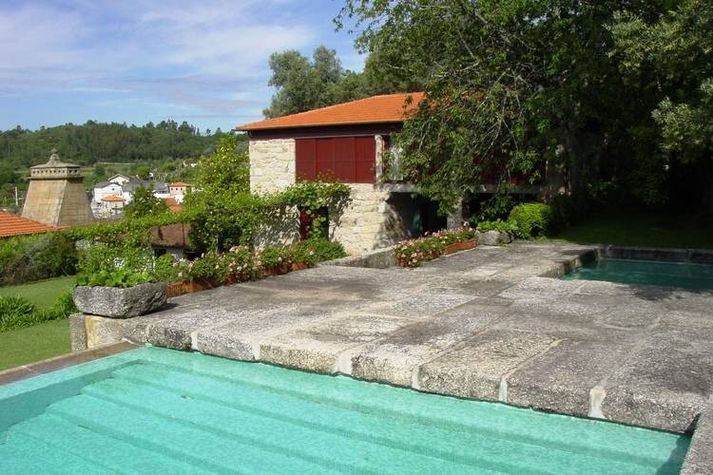 PoolOfHouse