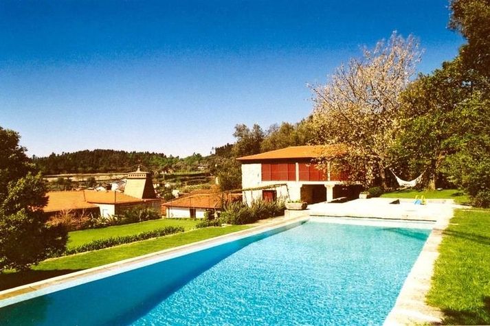 PoolOfHouse