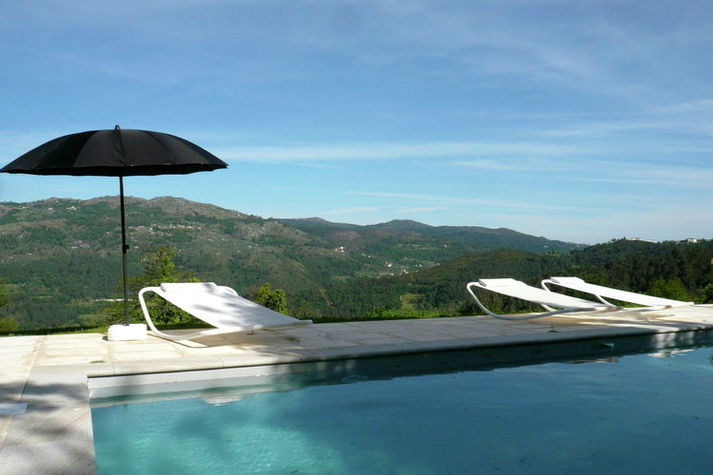 PoolOfHouse