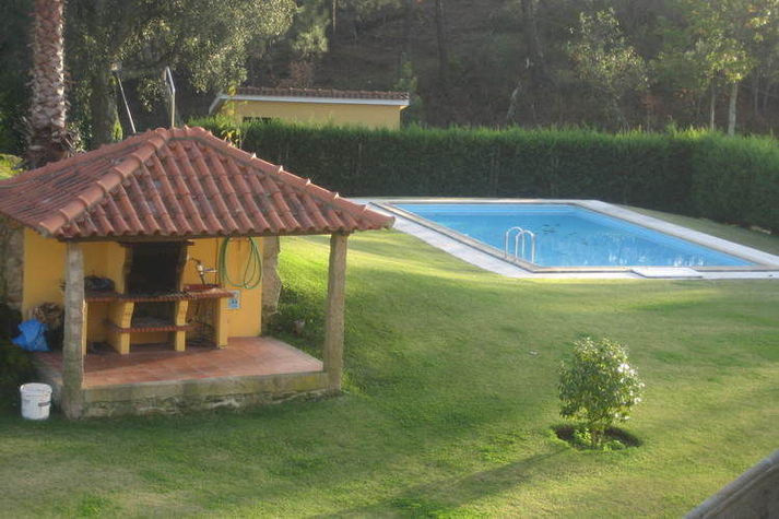 PoolOfHouse