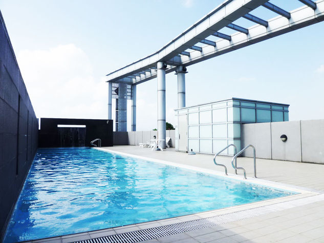 outdoor swimming pool