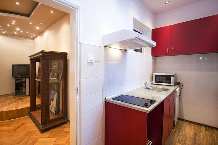 Kitchen1_Apartments_Accommodation_Belgrade