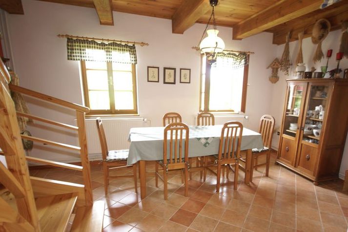 DiningRoom