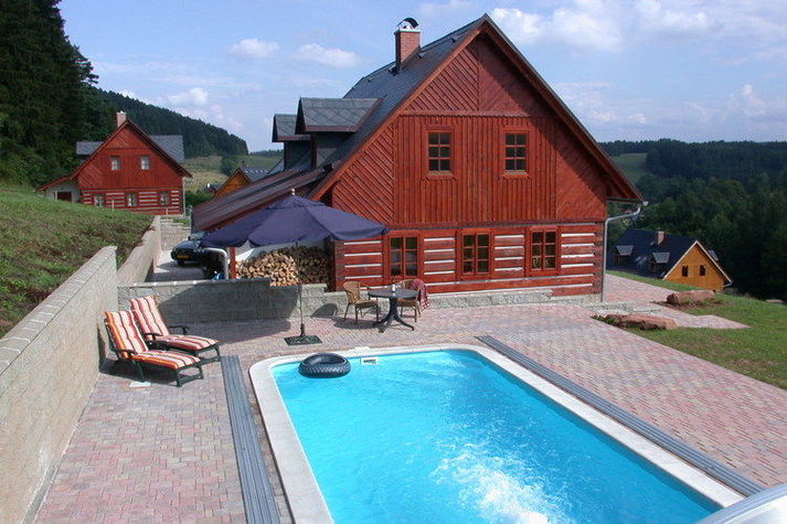 ExteriorSummer