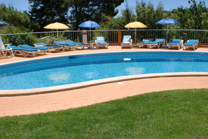 PoolOfHouse
