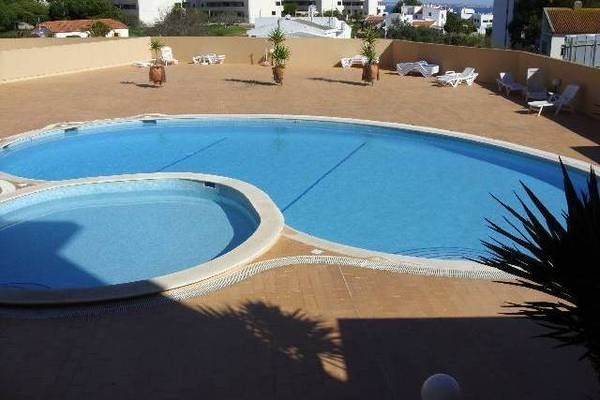 PoolOfHouse