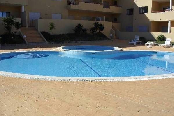 PoolOfHouse