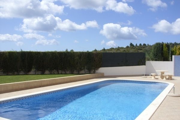 PoolOfHouse