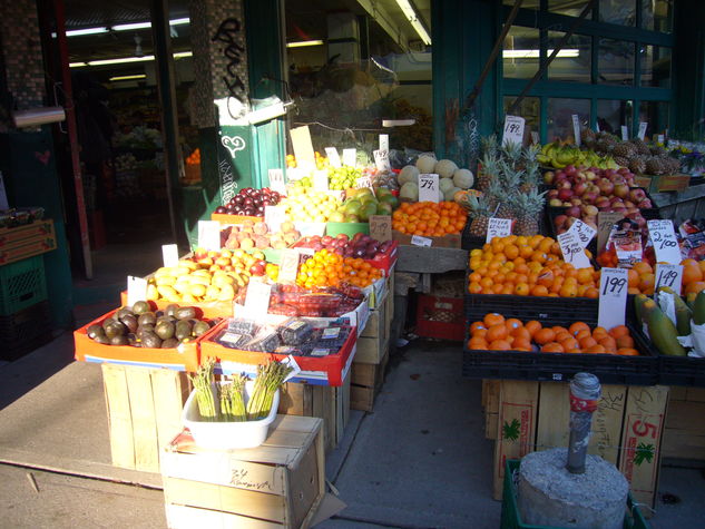 Vibrant Kensington Market steps away