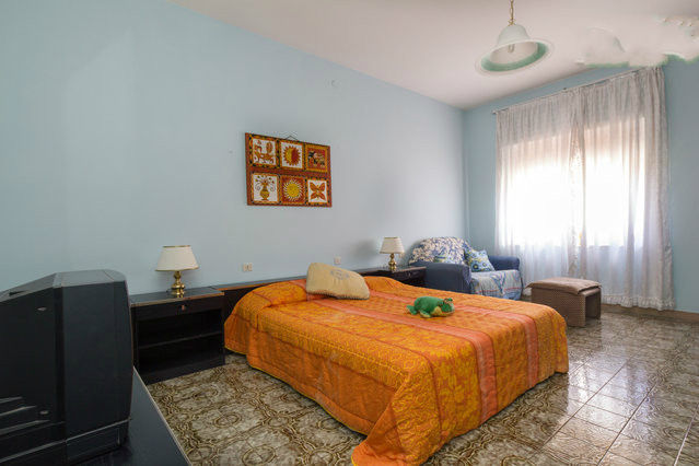 Room 1