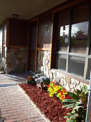Private entrance to Cottage.