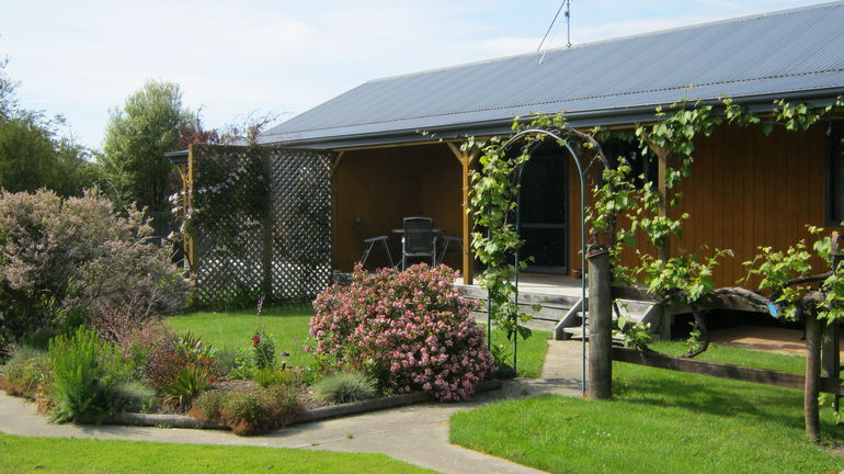 Estuary Studio on the Left