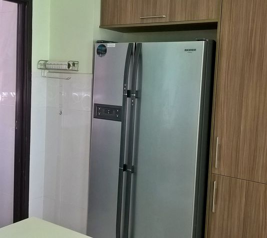Refrigerator