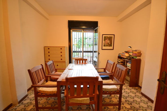 DiningRoom
