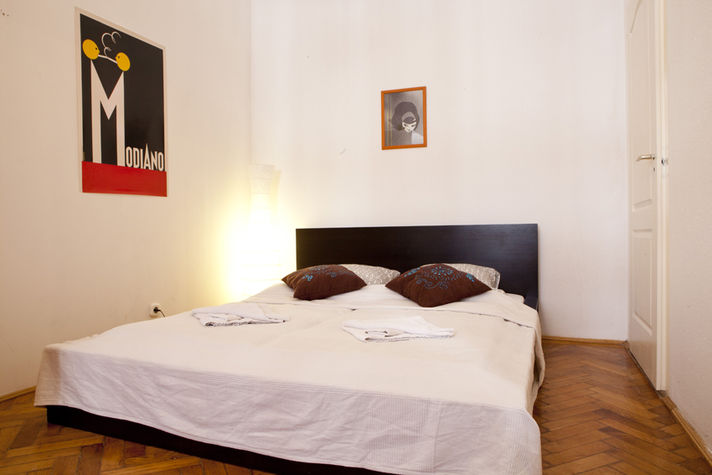 Bedroom2