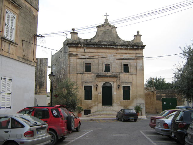 the surrounding area