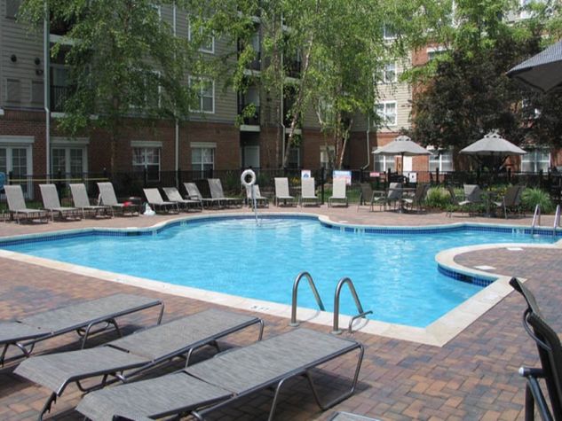 Enjoy a swim at the outdoor swimming pool or relax on a lounge chaise