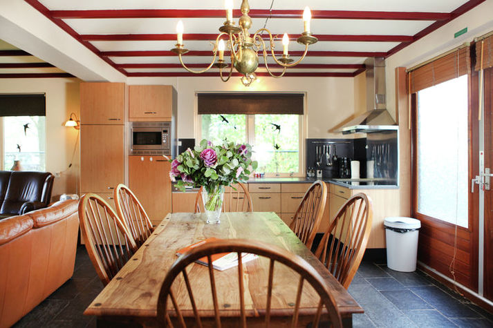 DiningRoom