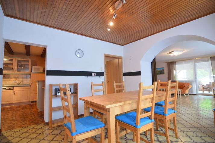 DiningRoom