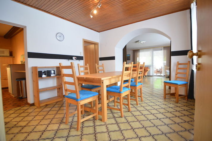 DiningRoom