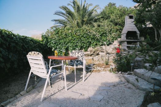 Grill / relaxing area