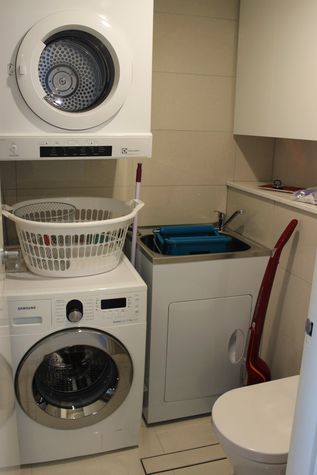 Level 1 Laundry & Toilet