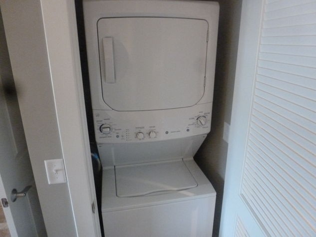 Washer/Dryer in Apartment