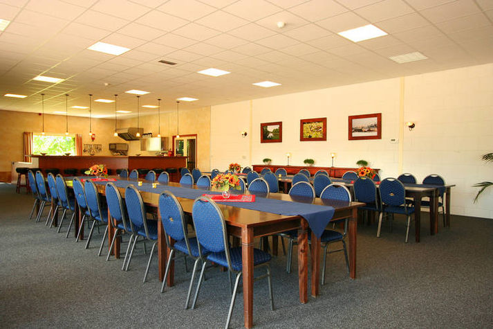 DiningRoom