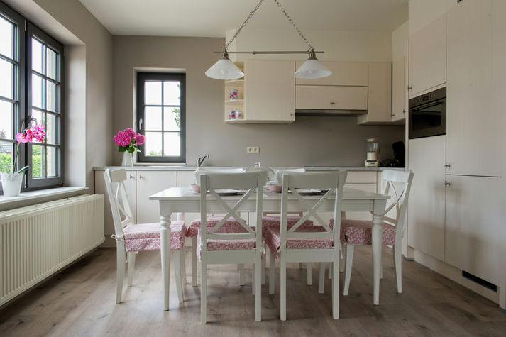 DiningRoom