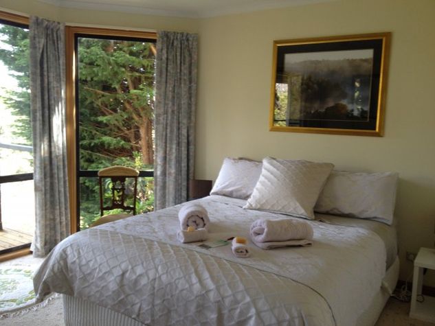 Queen Bedroom 1