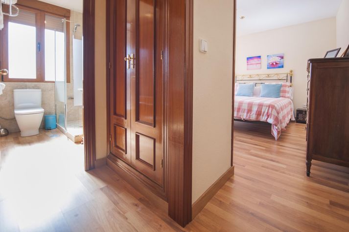 suite nº 1 baño,vestidor y cama