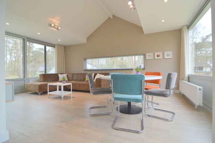 DiningRoom