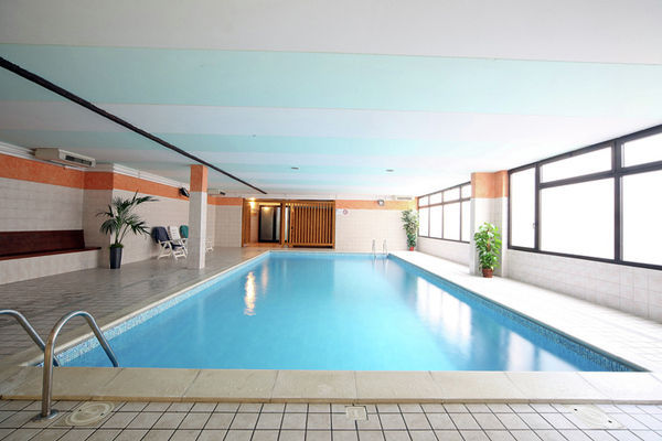 PoolOfHouse