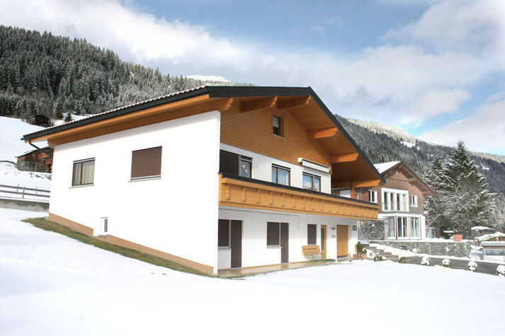 ExteriorWinter