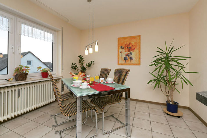 DiningRoom