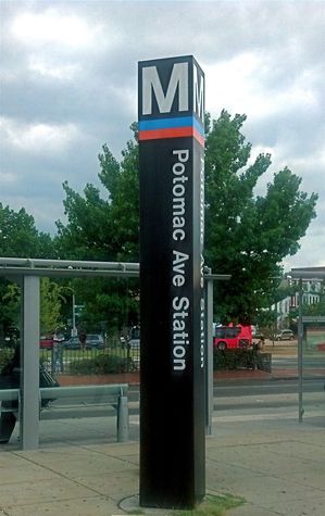 Metro station 2 blocks away