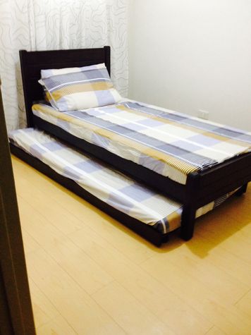 bedroom 1 single bed pklus pullout bed without  AC