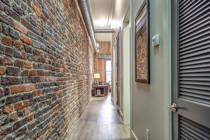 Hallway of Banner Lofts by Stay Alfred
Hallway of Banner Lofts by Stay Alfred