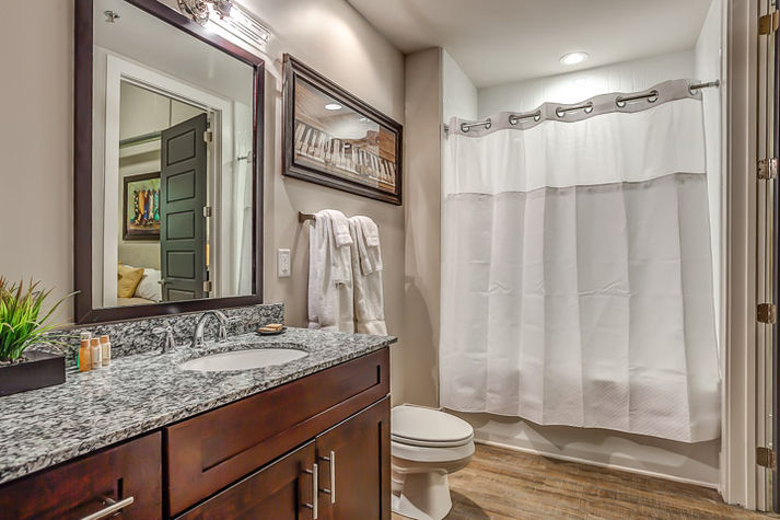 Bathroom of Banner Lofts by Stay Alfred
Bathroom of Banner Lofts by Stay Alfred