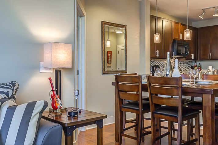 Dining Room
Dining Room