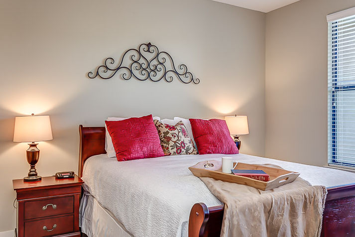 Bedroom
Bedroom